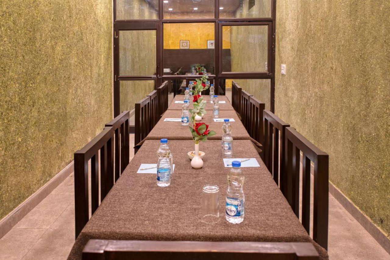 Hotel The Walnut Creek Bhīm Tāl Zewnętrze zdjęcie